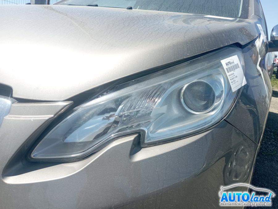 Far Stanga PEUGEOT 2008 2013-2025 Cod 9677809980 