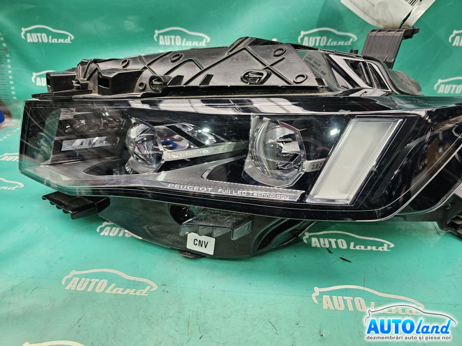 Far Stanga PEUGEOT 508 2018-2025 Cod 9825597080 