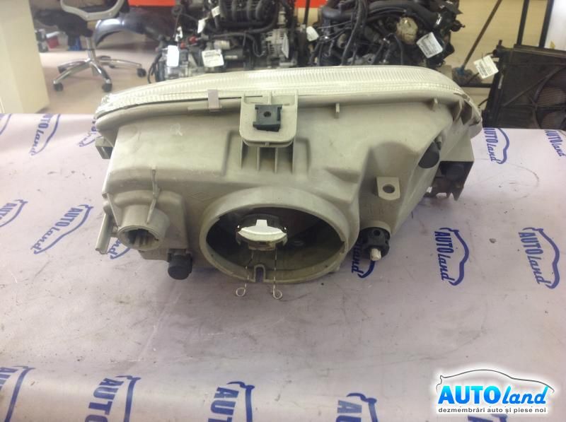 Far Stanga RENAULT MEGANE I (BA0/1_) 1996-2003