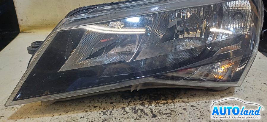 Far Stanga SKODA Superb III 2015-2019 Cod 3V2941015 