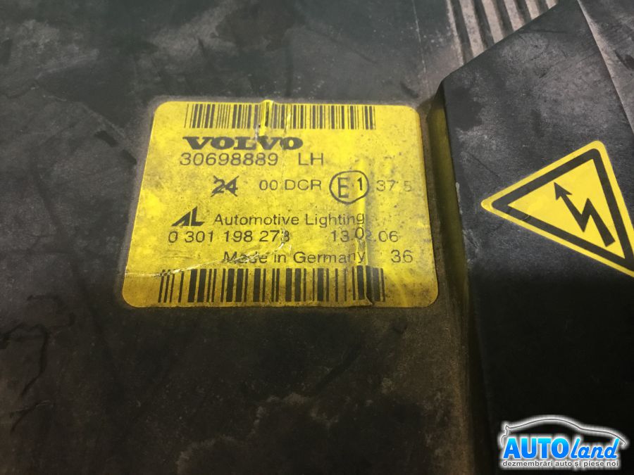 Far Stanga VOLVO V50 (MW) 2004-2025 Cod 30698889 