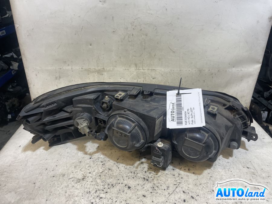 Far Stanga VOLVO XC70 2000-2007 Cod 89007901 