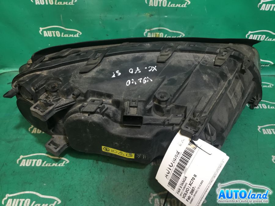 Far Stanga VOLVO XC70 II 2007-2025 Cod 31283915 