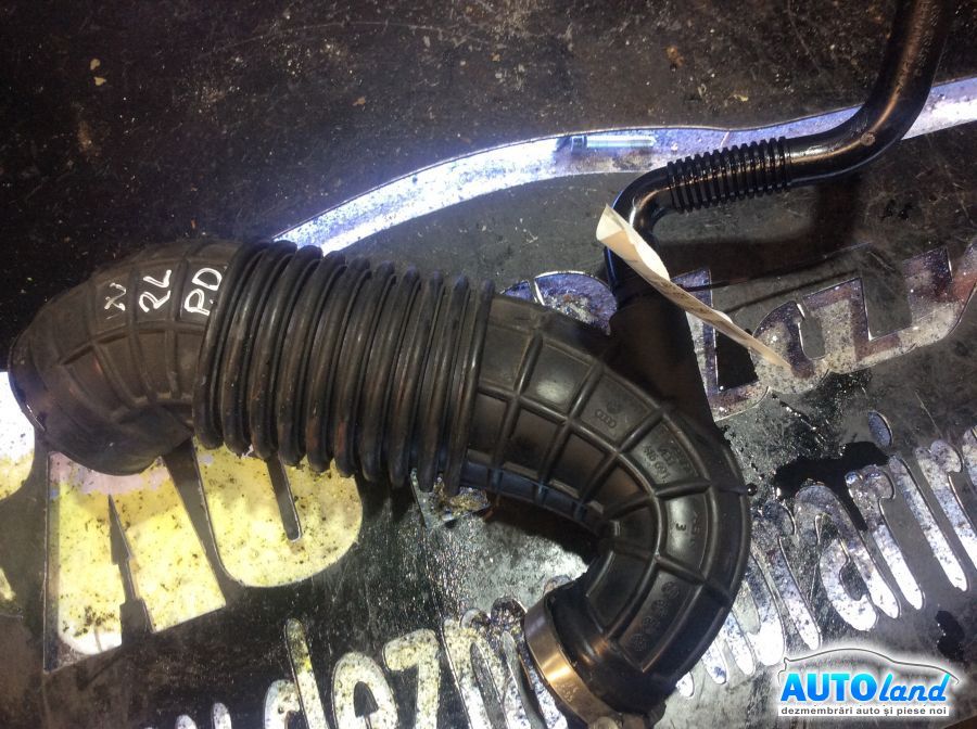 Furtun Intercooler Turbo AUDI A4 (8EC) 2004-2008 Cod 8E0129615Q 