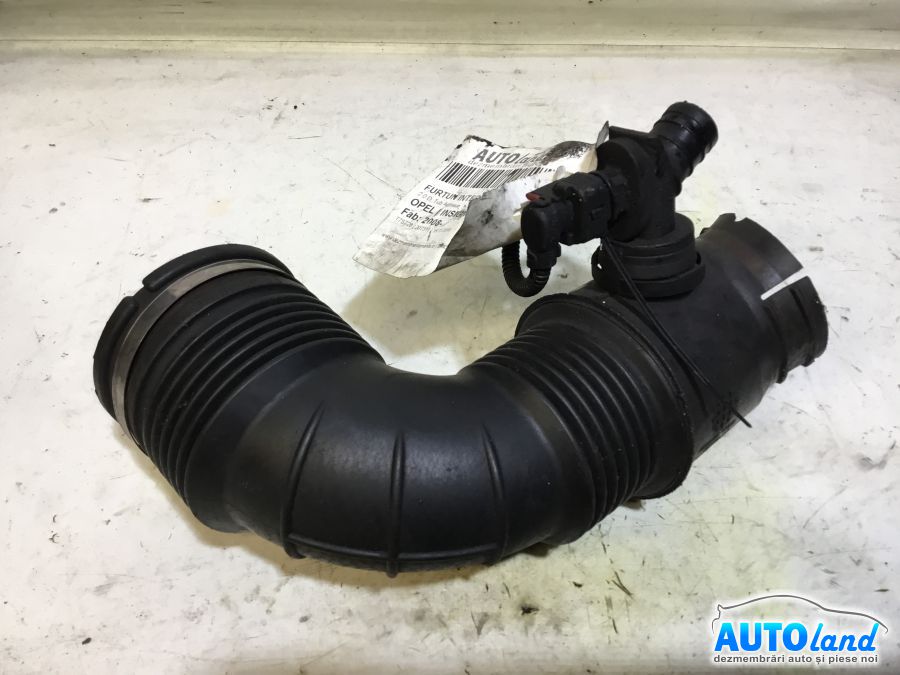 Furtun Intercooler Turbo OPEL INSIGNIA 2008-2025 Cod 55561787 