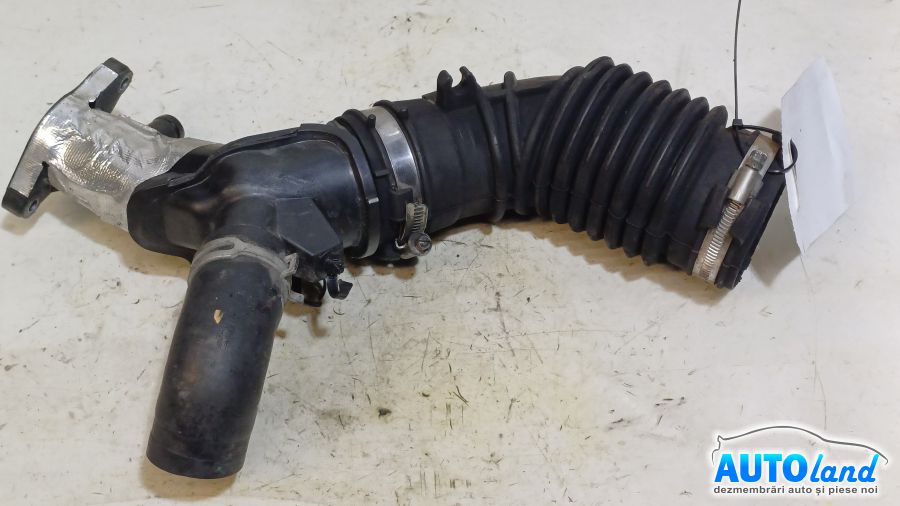 Furtun Intercooler Turbo RENAULT CAPTUR 2013-2025 Cod 165758885R 