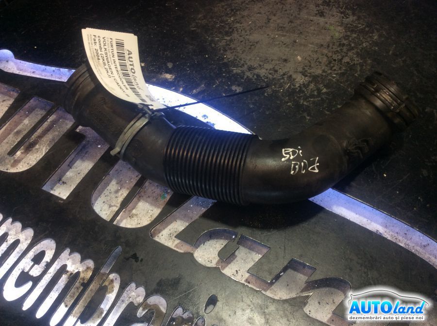 Furtun Intercooler Turbo VOLKSWAGEN CADDY III combi (2KB,2KJ) 2004-2025 Cod 1K0129684J 