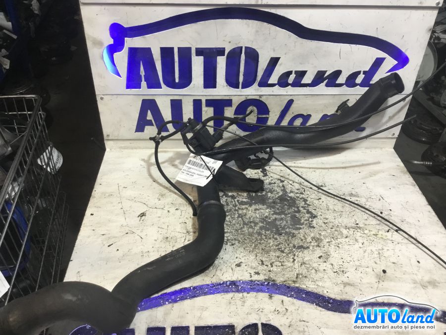 Furtun Intercooler Turbo VOLKSWAGEN PASSAT (3B2) 1996-2000 Cod 8D0145840S 