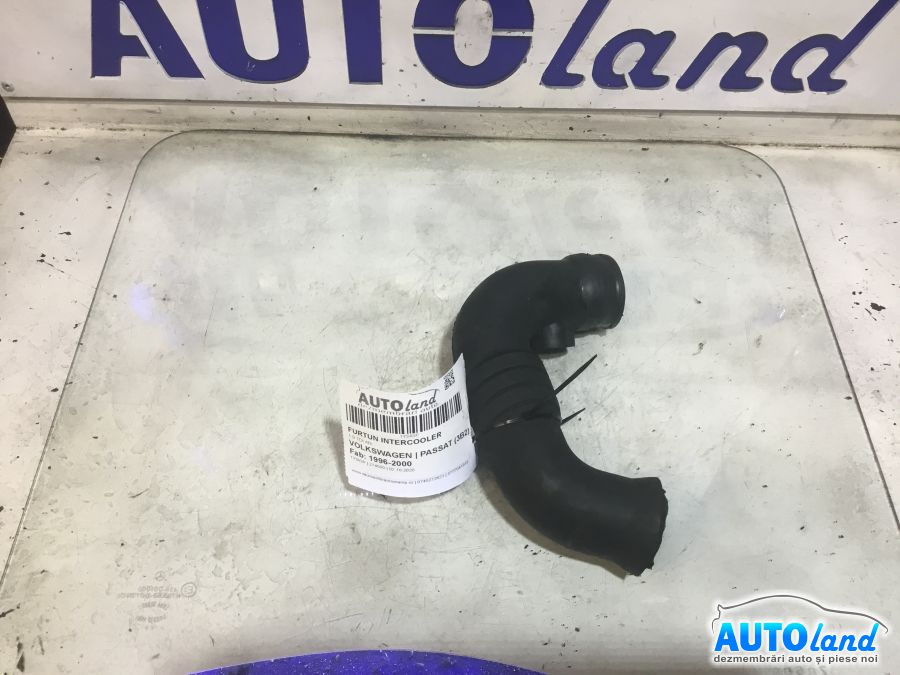 Furtun Intercooler Turbo VOLKSWAGEN PASSAT (3B2) 1996-2000 Cod PX04164097 