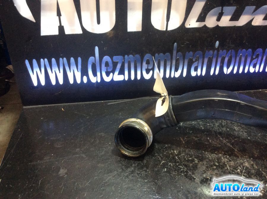 Furtun Intercooler Turbo VOLKSWAGEN PASSAT (3B3) 2000-2005