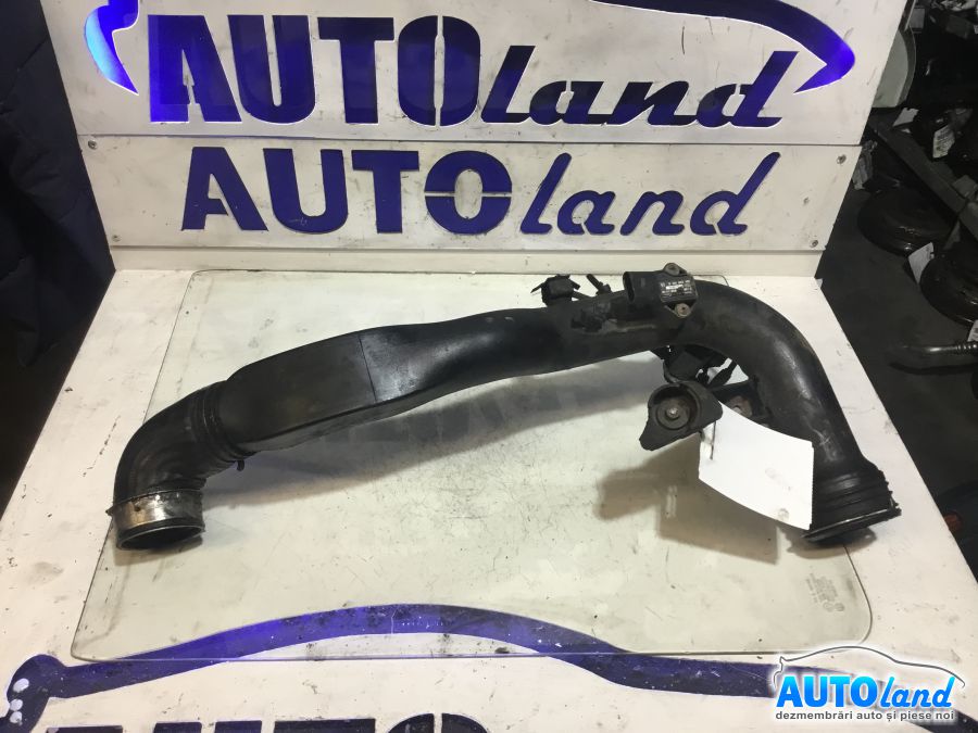 Furtun Intercooler Turbo VOLKSWAGEN PASSAT (3B3) 2000-2005 Cod 3B0145762B 