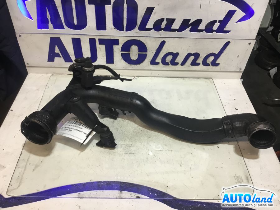 Furtun Intercooler Turbo VOLKSWAGEN PASSAT (3B3) 2000-2005 Cod 3B0145762B 