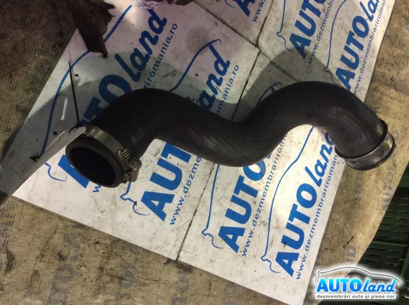 Furtun Intercooler Turbo VOLKSWAGEN PASSAT (3B3) 2000-2005 Cod 3B0145834R 