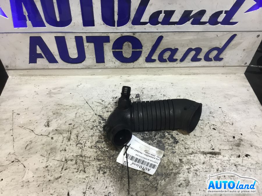 Furtun Intercooler Turbo VOLKSWAGEN PASSAT (3B3) 2000-2005
