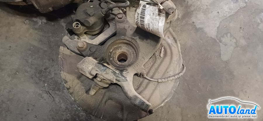 Fuzeta Stanga BMW X3 (E83) 2004-2026