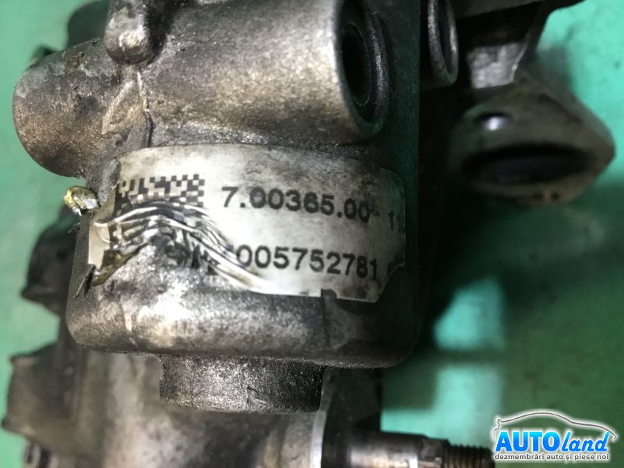 Galerie Admisie VOLKSWAGEN PASSAT (3B3) 2000-2005 Cod 038129713BM 