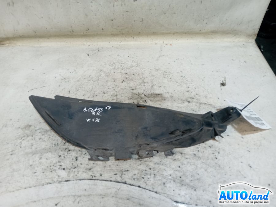 Grila Bara MERCEDES-BENZ A-class (W176) 2012-2015 Cod A1768850422 