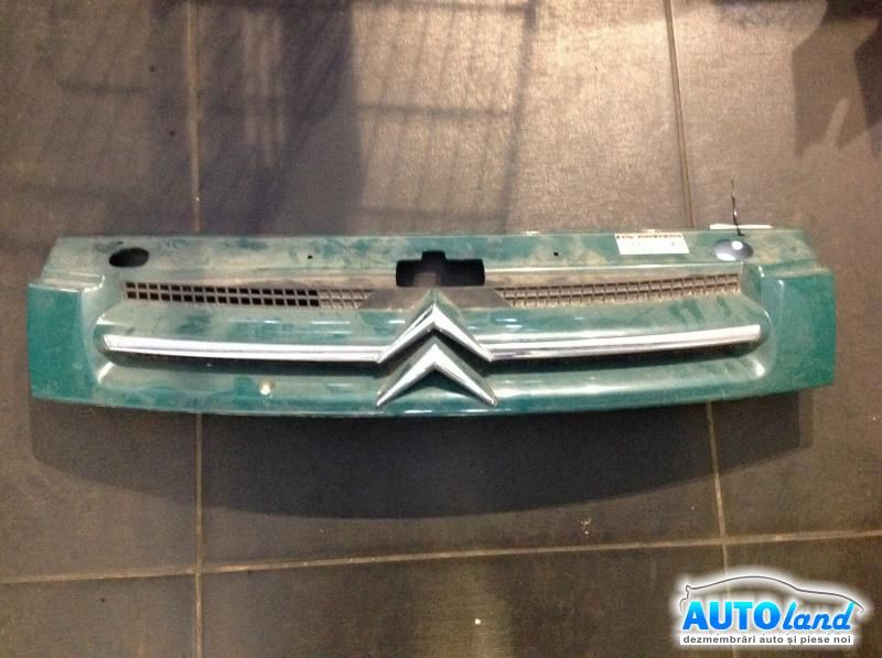 Grila Intre Faruri CITROEN BERLINGO 2004-2008