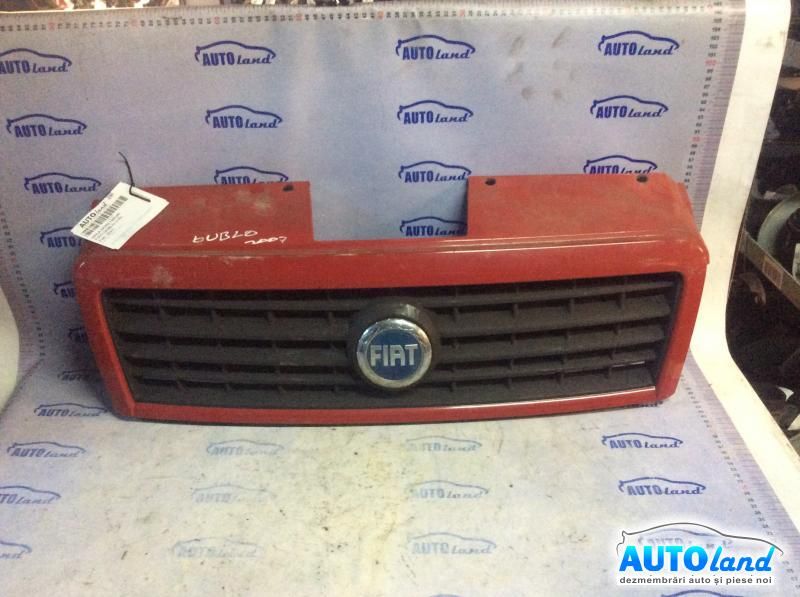 Grila Intre Faruri FIAT DOBLO (119) 2001-2025 Cod 735395575 