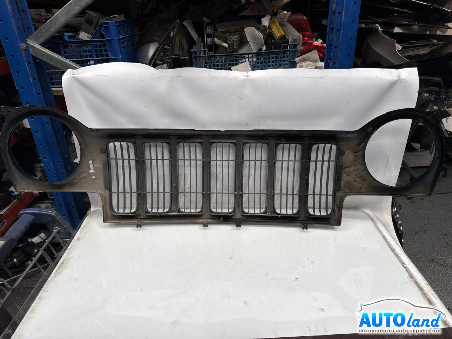 Grila Intre Faruri JEEP CHEROKEE (KJ) 2001-2025 Cod 5GF25TRMAE 