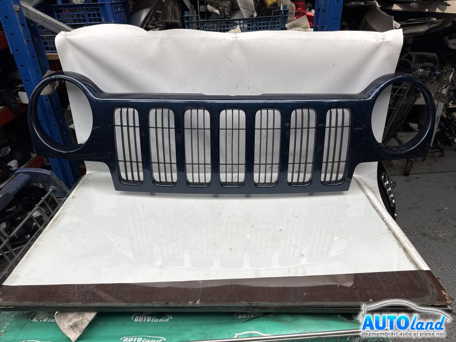 Grila Intre Faruri JEEP CHEROKEE (KJ) 2001-2025 Cod 5GF25TRMAE 