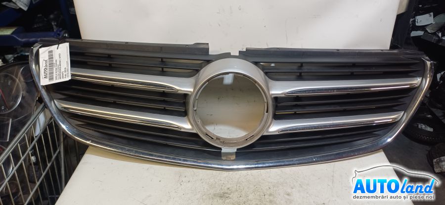 Grila Intre Faruri MERCEDES-BENZ VITO (W447) 2014-2026 Cod A4478800083 