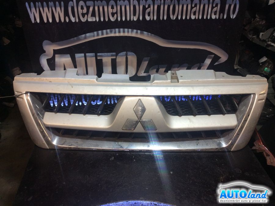Grila Intre Faruri MITSUBISHI PAJERO III (V60,V70) 2000-2025