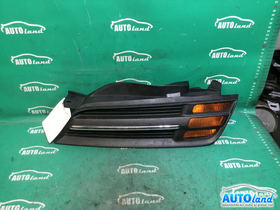 Grila Intre Faruri NISSAN MICRA III (K12) 2003-2010 Cod 89027935 