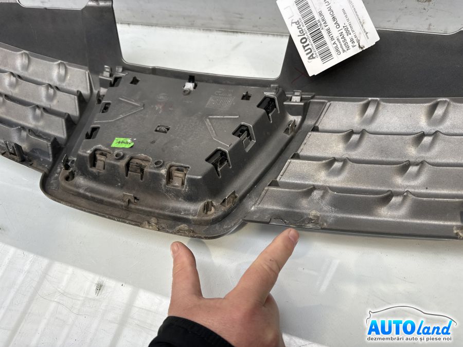 Grila Intre Faruri NISSAN QASHQAI (J10,JJ10) 2007-2025 Cod 9693M4213 
