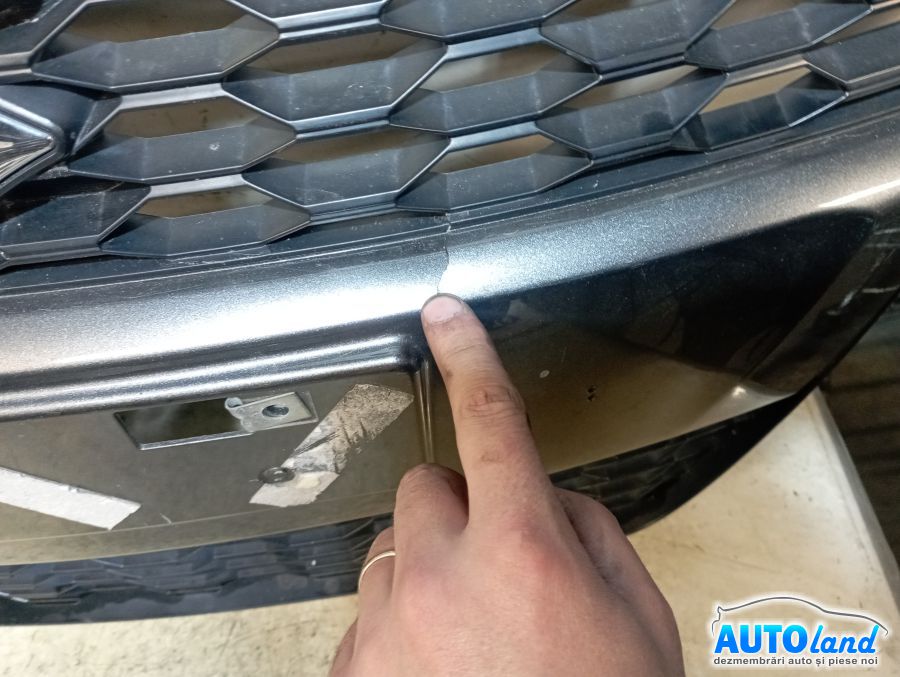 Grila Intre Faruri SUZUKI SWIFT IV 2010-2017 Cod 7174170L0 