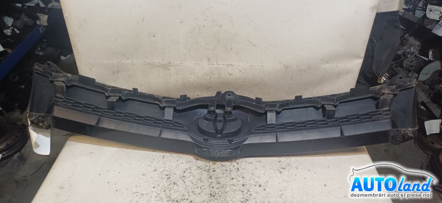 Grila Intre Faruri TOYOTA COROLLA Verso (ZER_,ZZE_) 2004-2026 Cod 531110F020 