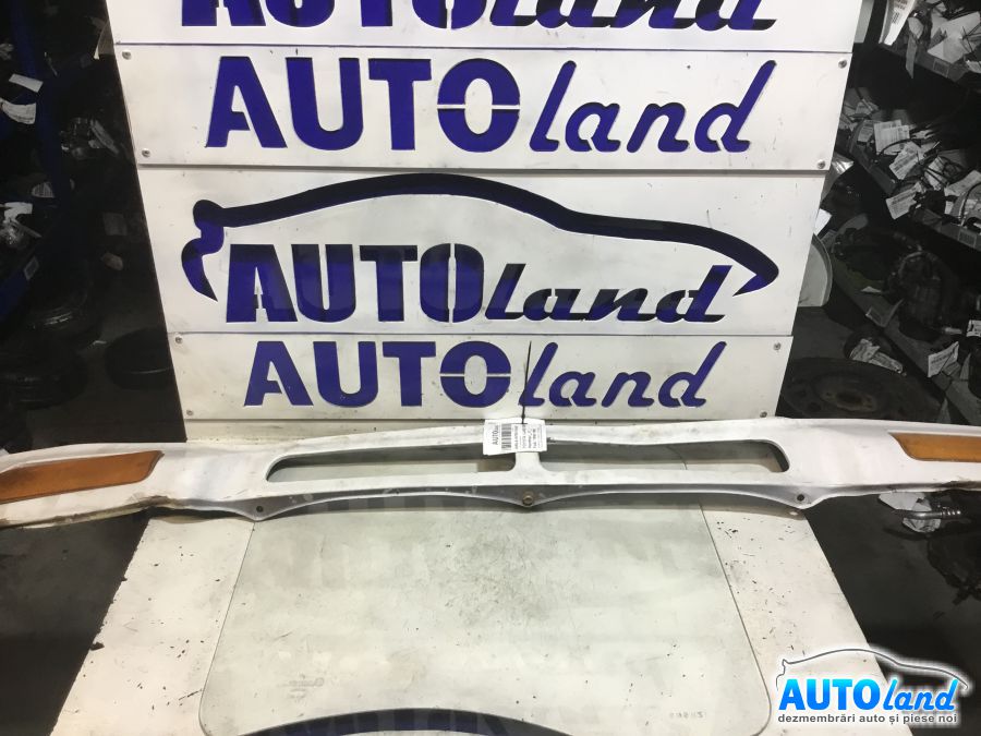 Grila Intre Faruri TOYOTA LAND CRUISER Hardtop (_J7_) 1990-1996