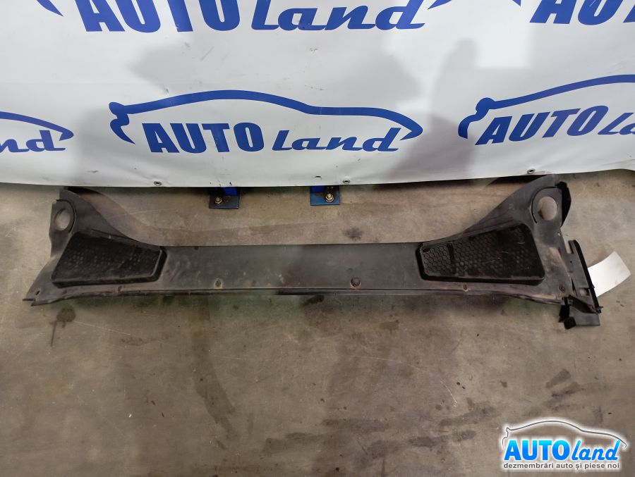 Grila Stergatoare FORD FOCUS III 2011-2025 Cod BM51A02216AE 
