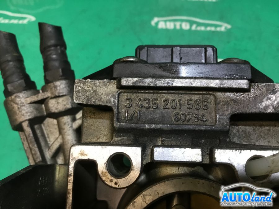 Injectie Monopunct RENAULT CLIO I (B/C57_,5/357_) 1990-1998 Cod 0438201132 