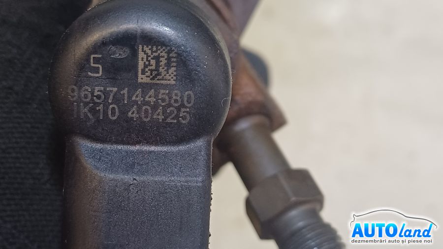 Injector FORD KUGA I 2008-2010 Cod 9661683980 