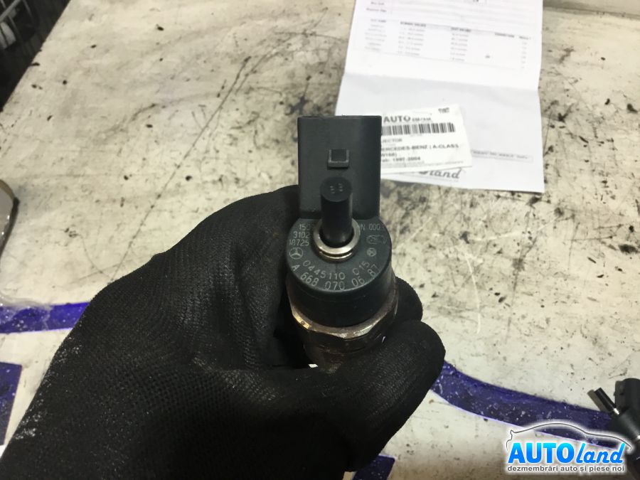 Injector MERCEDES-BENZ A-CLASS (W168) 1997-2004 Cod 0445110116 