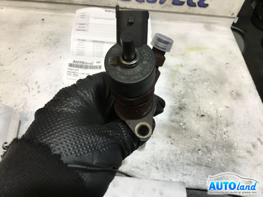 Injector PEUGEOT 407 (6D_) 2004-2026 Cod 0445110281 