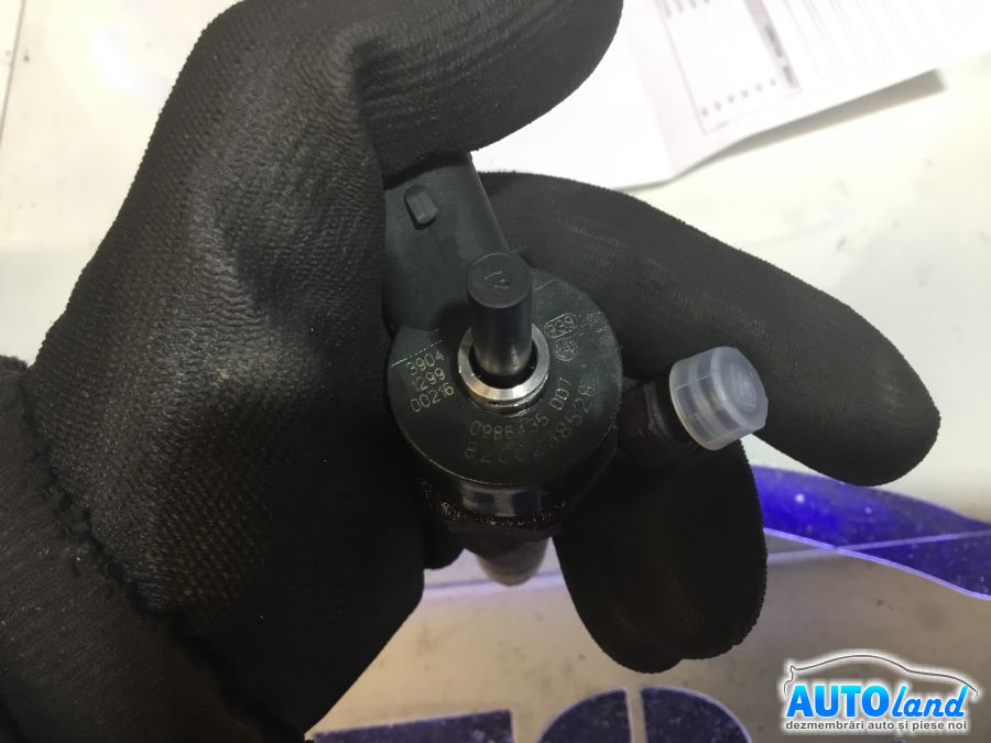 Injector RENAULT LAGUNA II (BG0/1_) 2001-2025 Cod 0986435007 