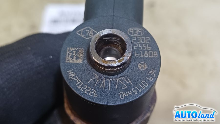 Injector RENAULT MASTER III 2010-2025 Cod 0445110634 