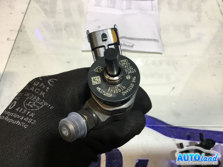 Injector RENAULT SCENIC III (JZ0/1_) 2009-2025 Cod 0445110546 