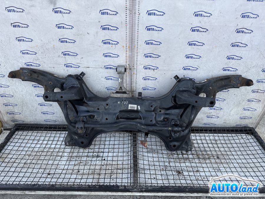 Jug (cadru Motor) HYUNDAI i30 2007-2025 Cod 62401A2600 