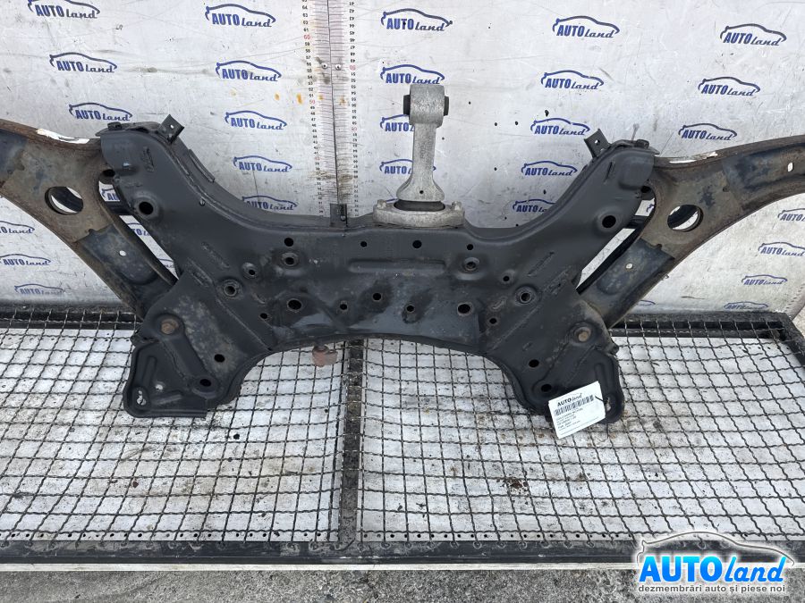 Jug (cadru Motor) HYUNDAI i30 2007-2025 Cod 62401A2600 