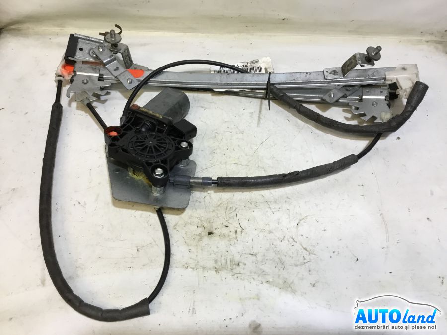 Macara geam MERCEDES-BENZ C-CLASS (W203) 2000-2026 Cod A2208204542 