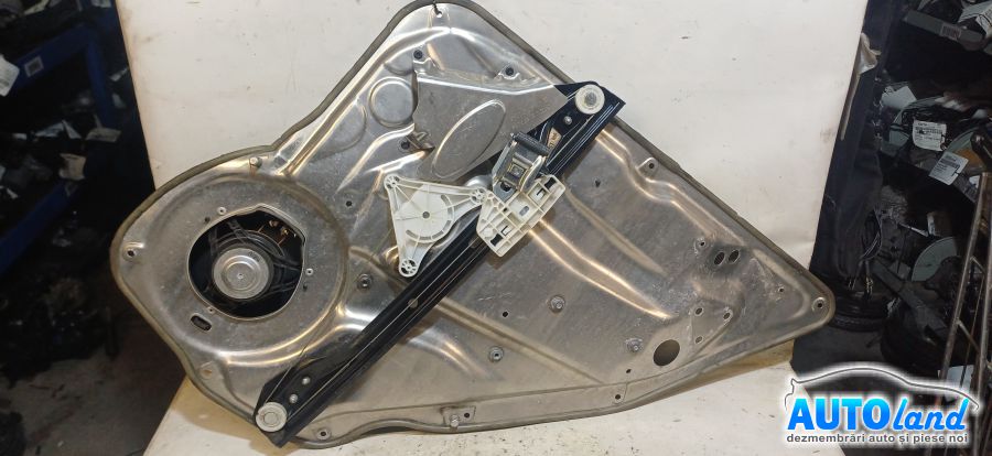 Macara geam MERCEDES-BENZ C CLASS (W204) 2007-2026 Cod A2047600734 