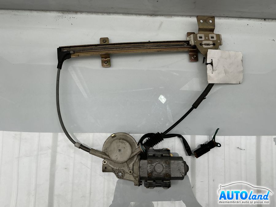 Macara geam NISSAN TERRANO II (R20) 1992-2025