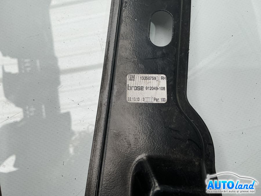 Macara geam OPEL ASTRA J hatchback 2009-2025 Cod 13350759 