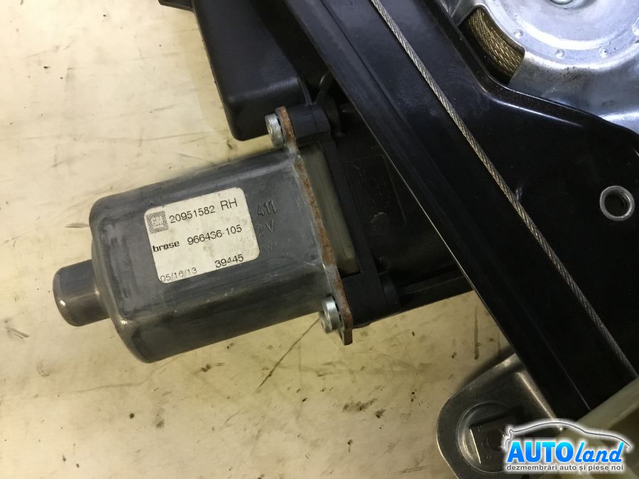 Macara Geam OPEL ZAFIRA (P12) 2011-2025 Cod 20951582 