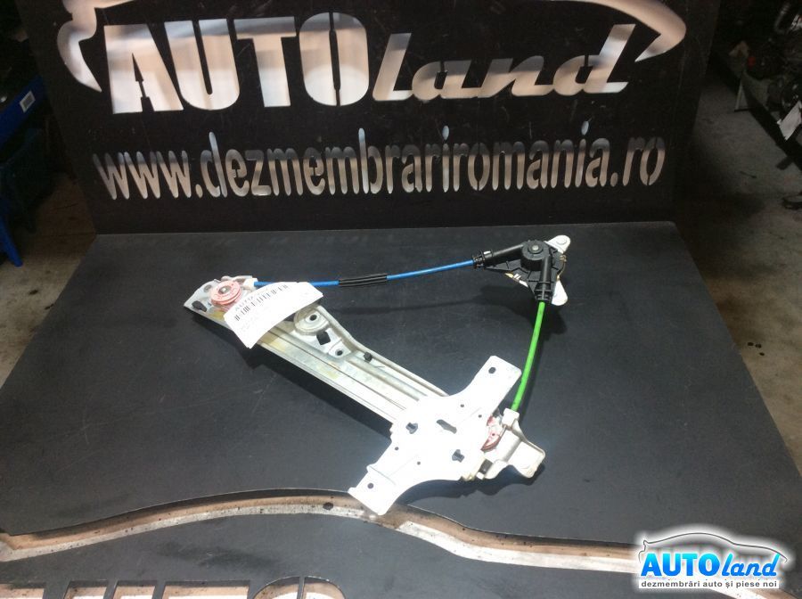 Macara geam PEUGEOT 208 2012-2025