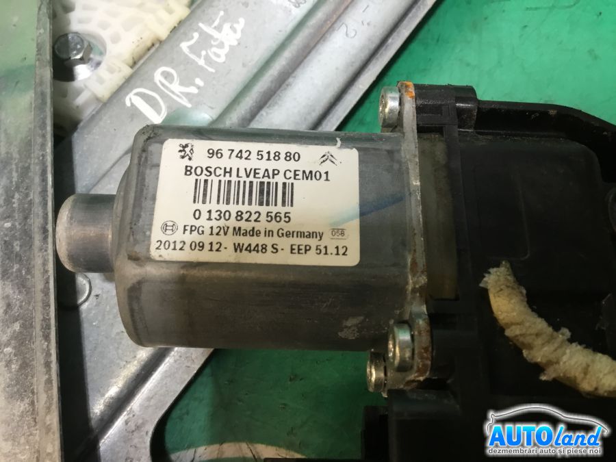 Macara geam PEUGEOT 208 2012-2025 Cod 9674251880 