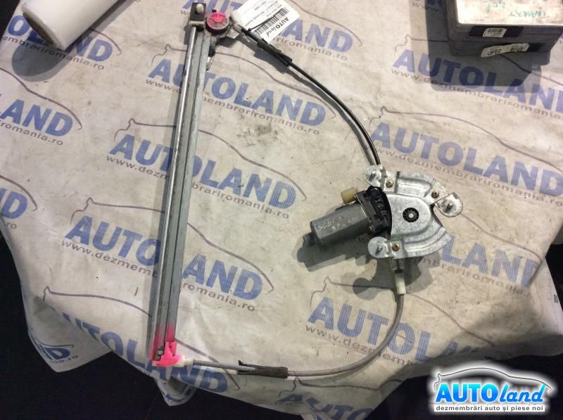 Macara geam RENAULT MEGANE Scenic (JA0/1_) 1997-1999 Cod 0130821721 